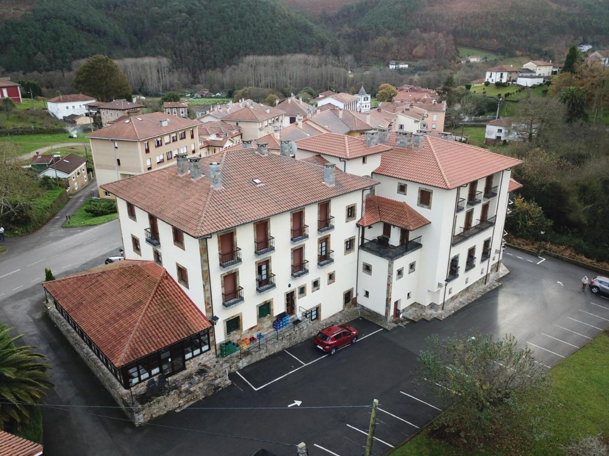 Hotel Valle Las Luinas Сото-де-Луинья Экстерьер фото